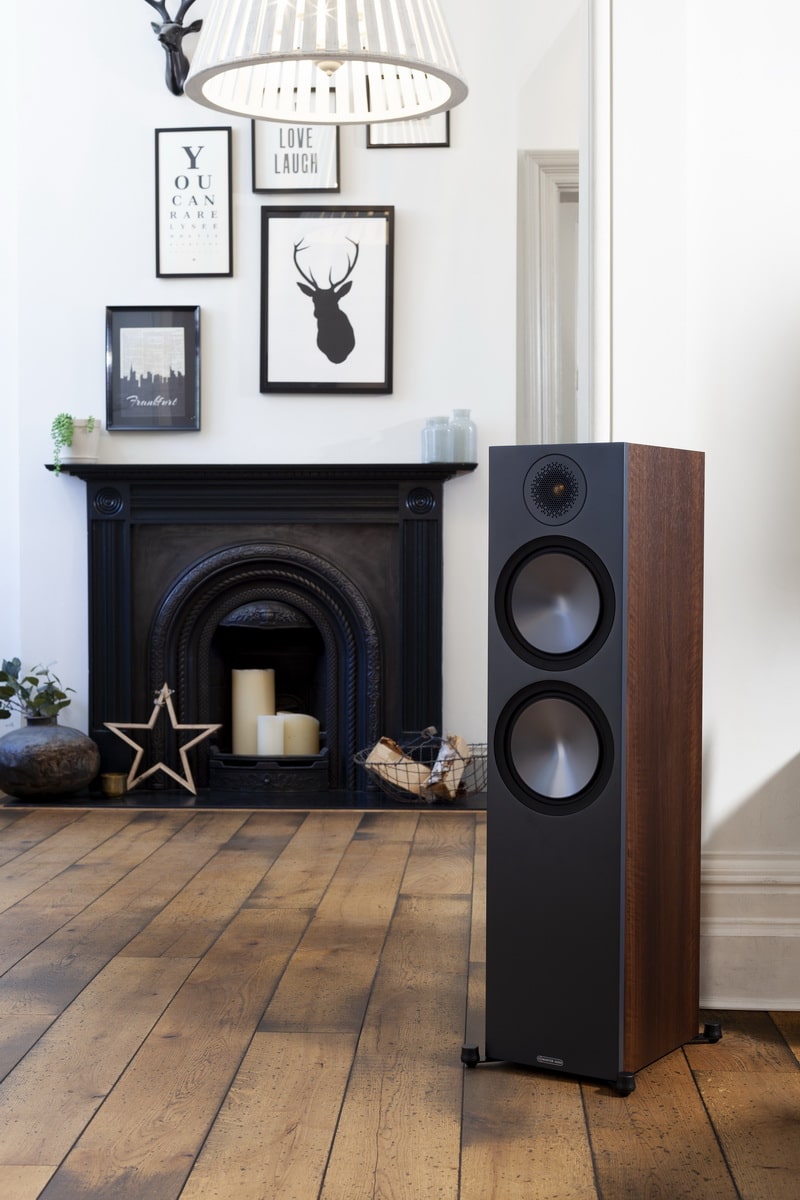 Напольная акустика Monitor Audio Bronze 500 (6G) Walnut