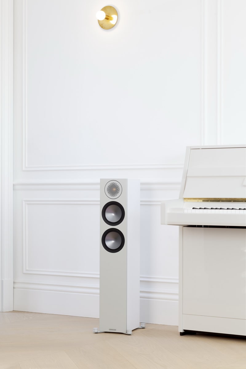Напольная акустика Monitor Audio Bronze 200 (6G) White