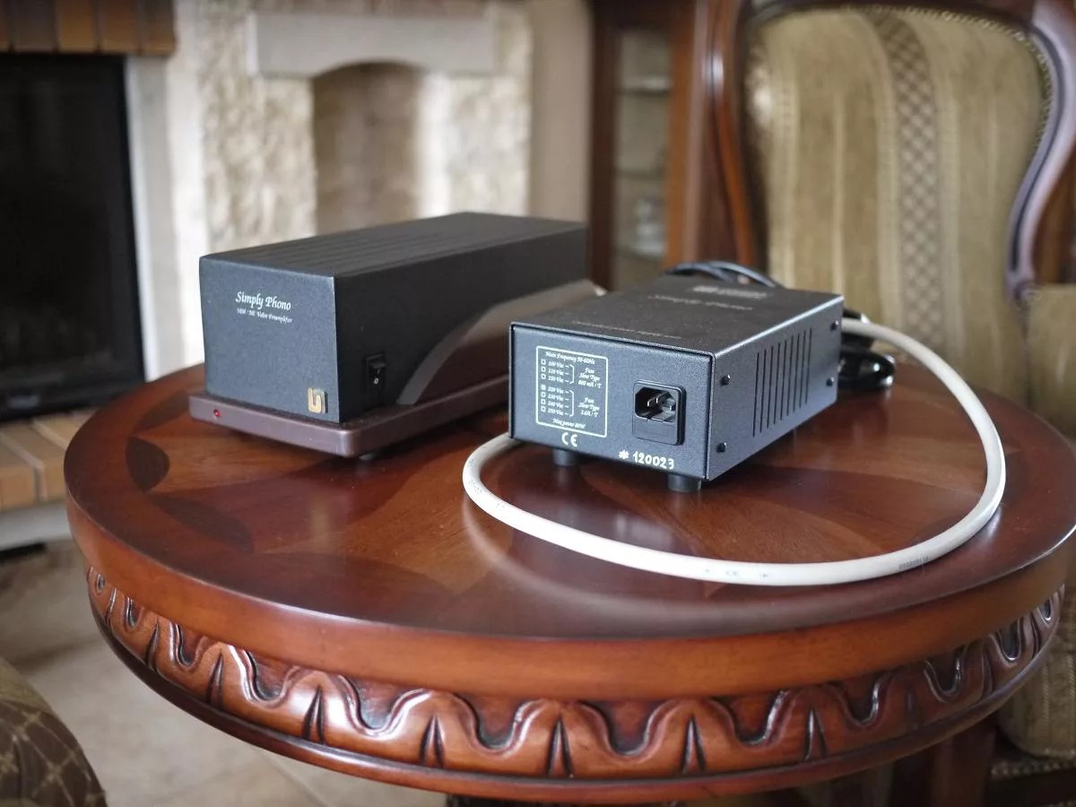 Unison Research Simply phono power supply