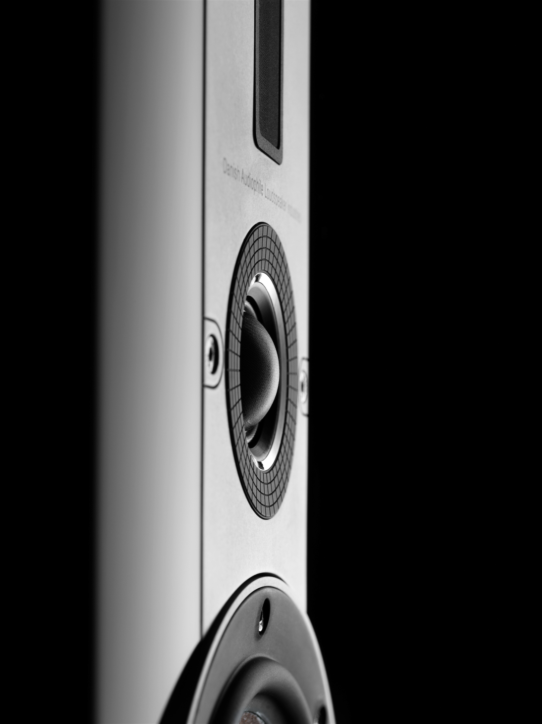 Напольная акустика Dali Epicon 6 black high gloss lacquer