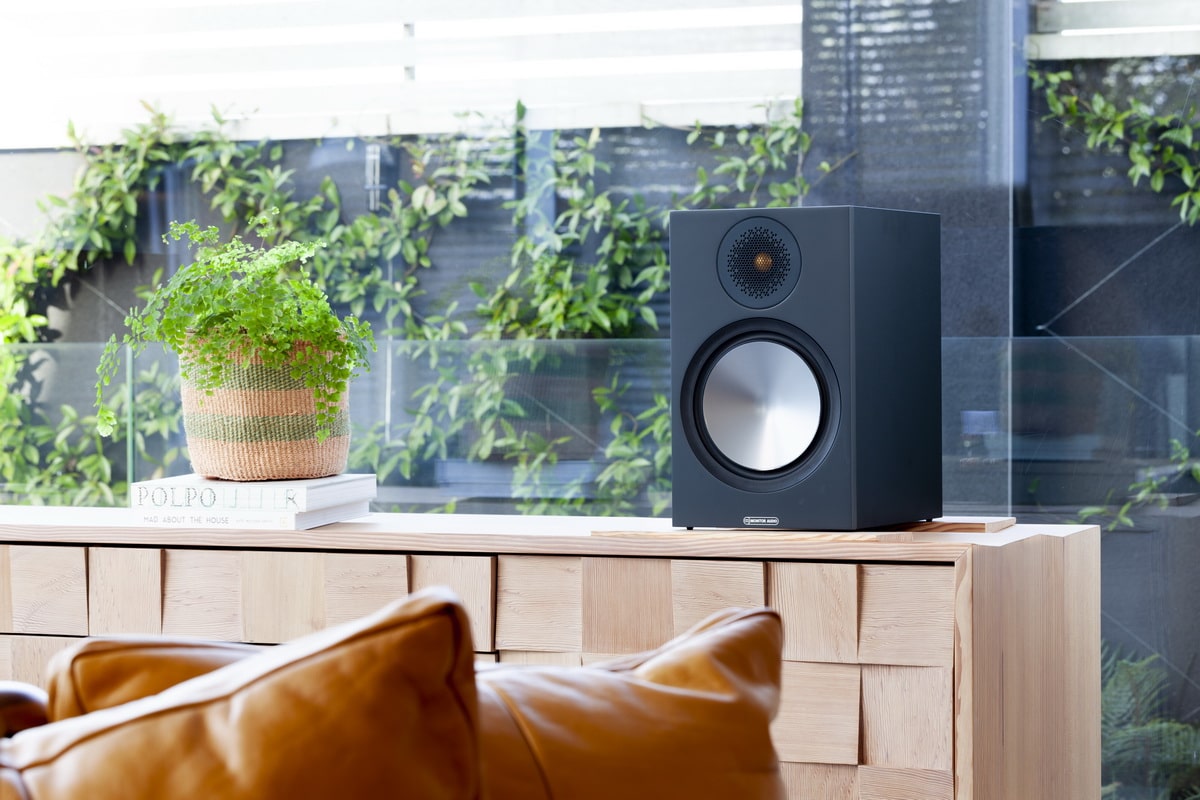 Полочная акустика Monitor Audio Bronze 100 (6G) Black