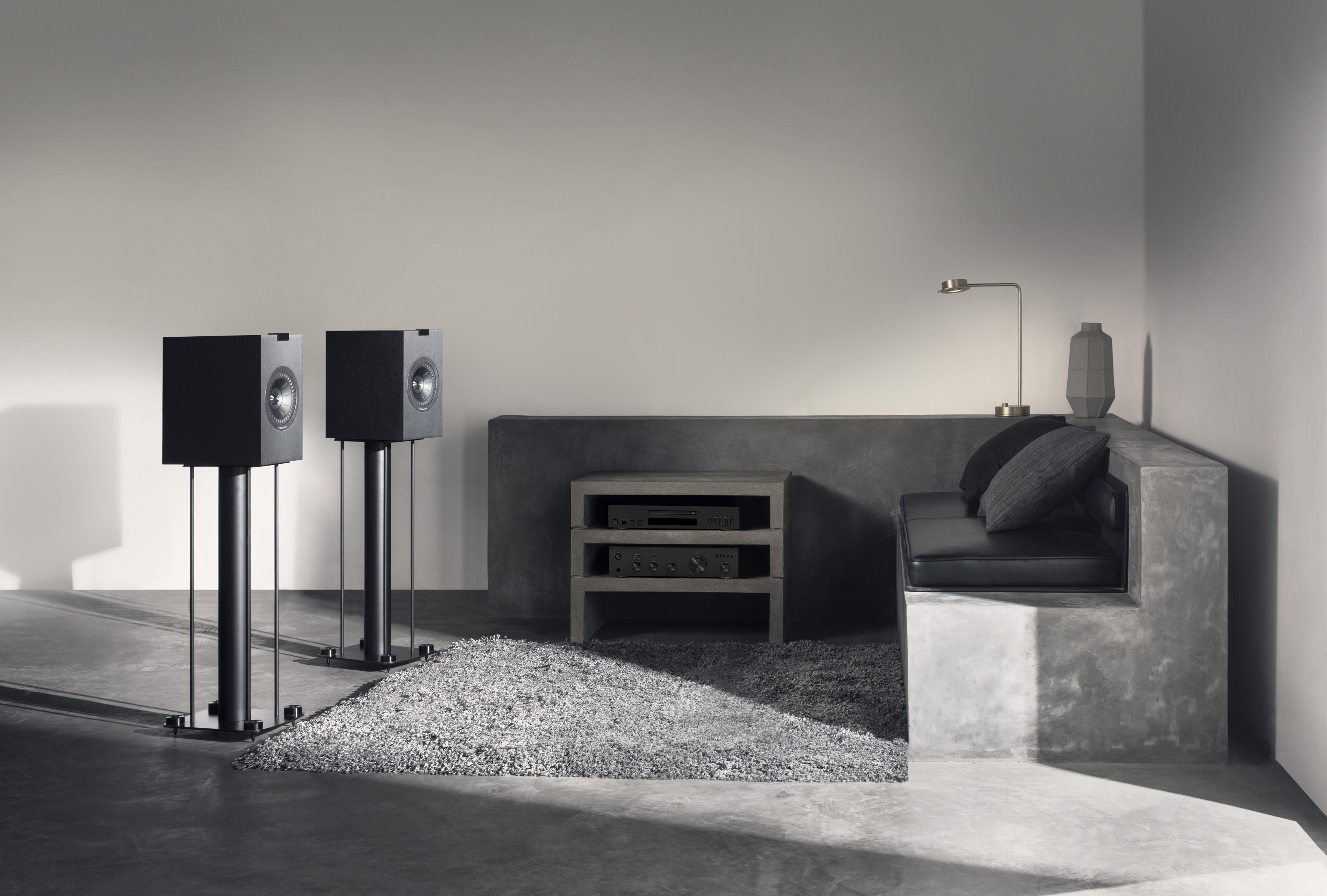 Полочная акустика KEF Q350 Satin Black