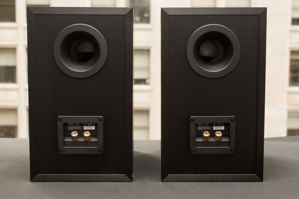 Полочная акустика KEF Q350 Satin Black