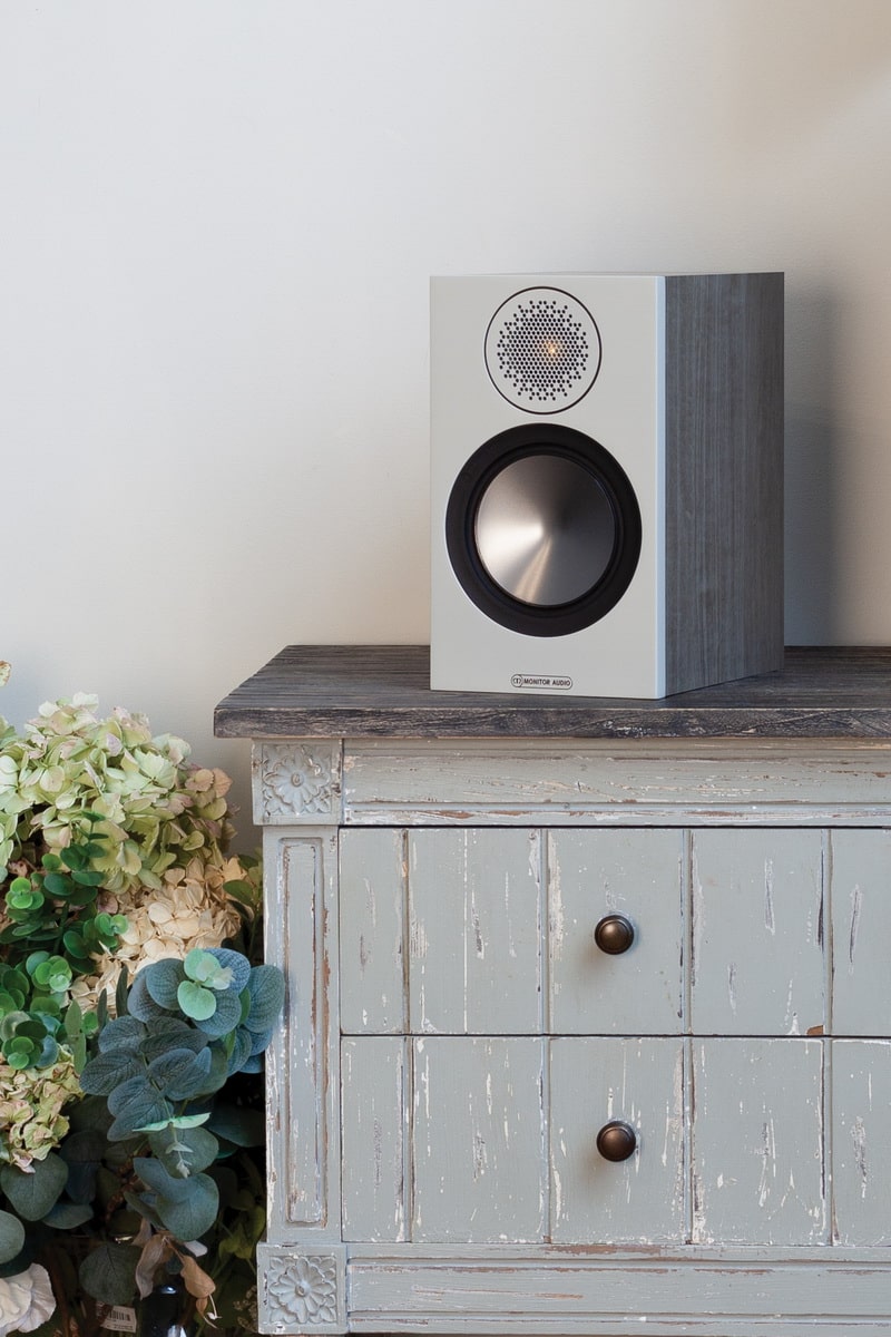 Полочная акустика Monitor Audio Bronze 50 (6G) Urban Grey
